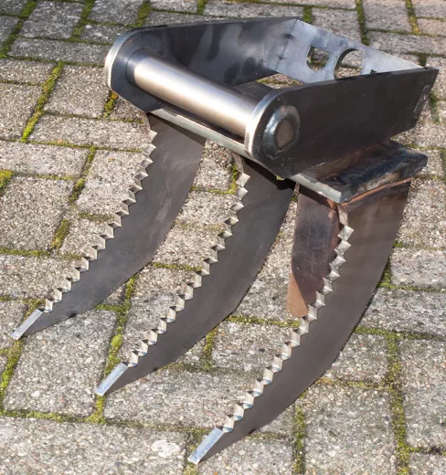 Roderechen, Wurzelrechen, Baggerharke mit Zacken Größen wählbar 30-150cm
